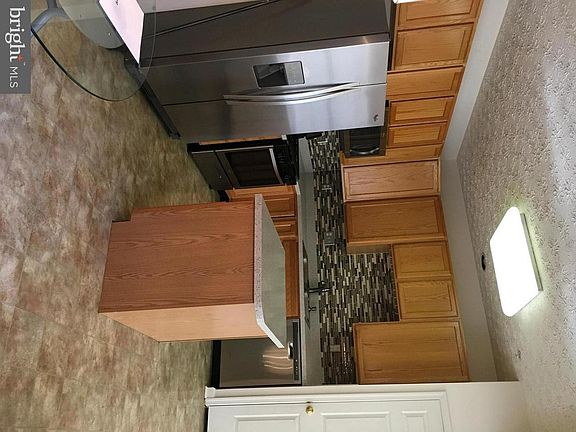 3rd image of 8376 Frostwood Dr