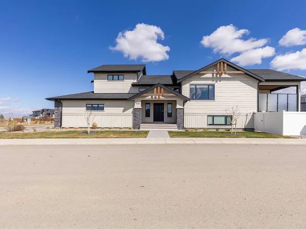 648 W Sixmile Cres S, Lethbridge, AB T1K 8G4