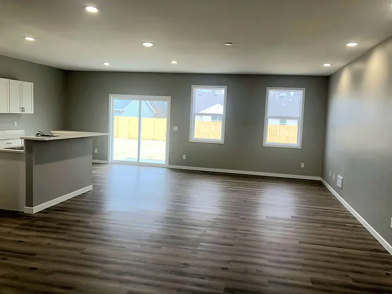 4153 Fallen Oak Dr — Photo 5