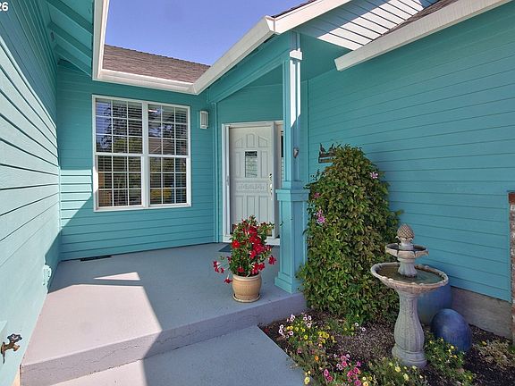 4th image of 5773 SE Preston Ct