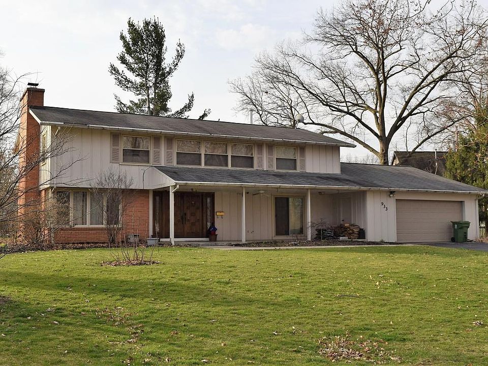 1st image of 933 McAuliffe Pl