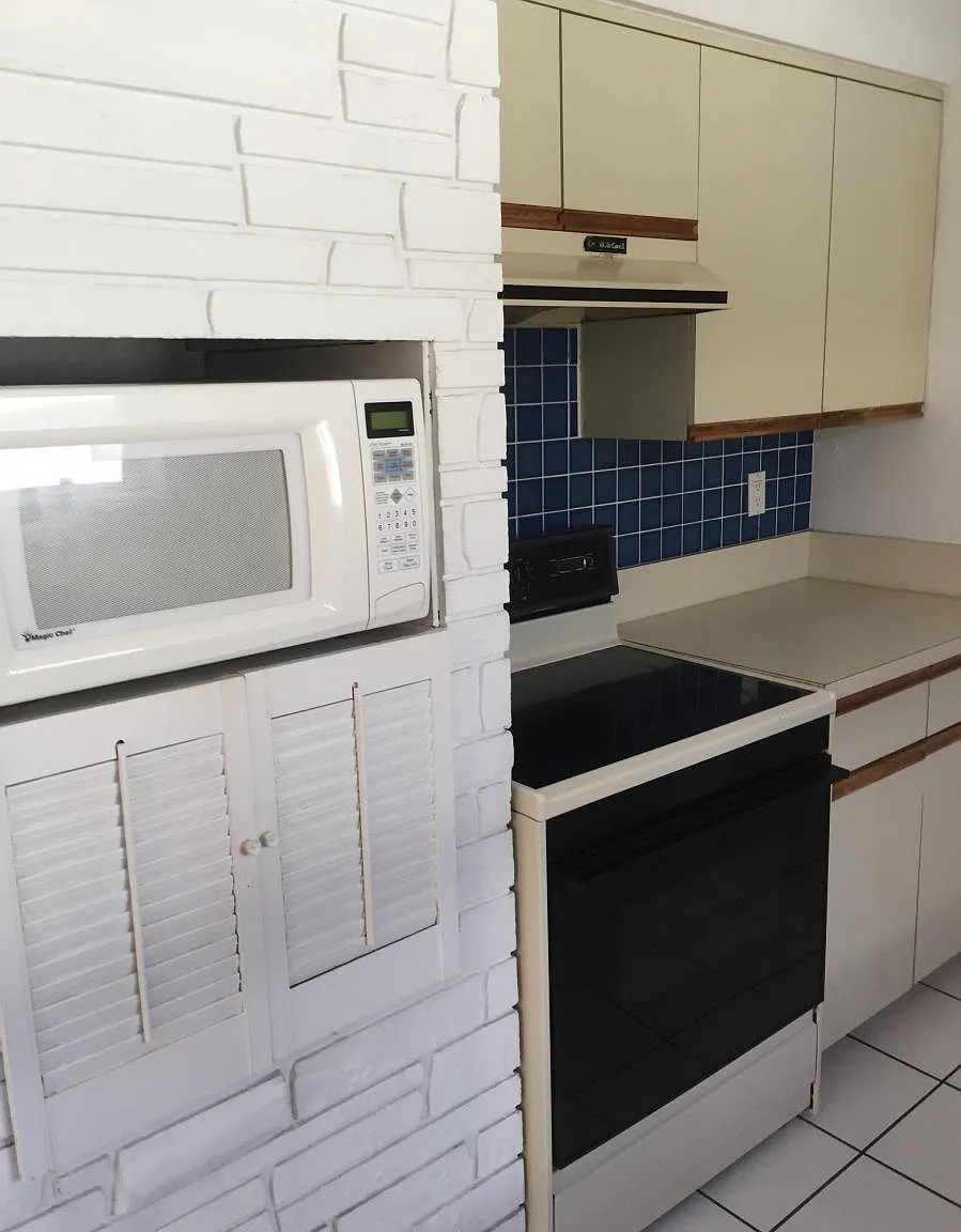 2 bed, 850 sqft, $2,500 — Photo 3