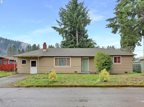 47754 W 2nd St, Oakridge, OR 97463