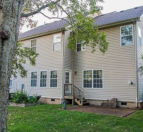 3rd image of 3125 Traviston Dr