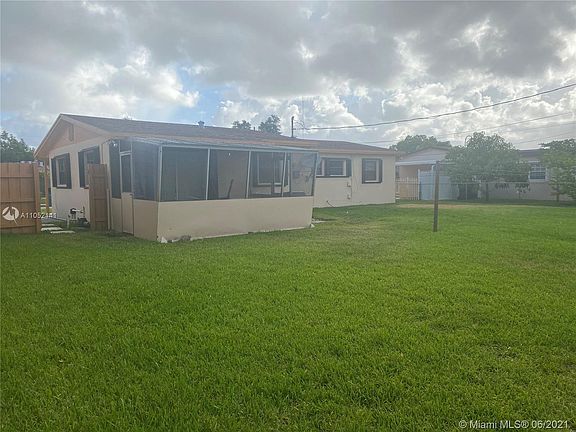 5th image of 1232 NW 188th Ter