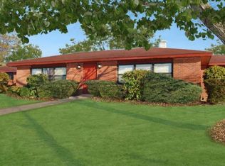 90 Montoya Cir, Branford, CT 06405