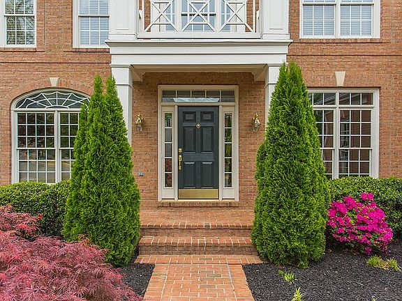 2nd image of 10110 Daniels Run Way
