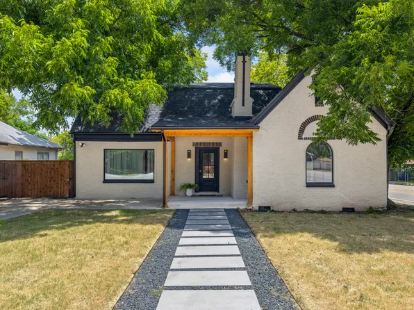 422 S Montreal Ave, Dallas, TX 75208