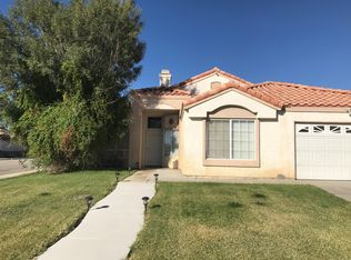 3325 Huron Dr, Rosamond, CA 93560