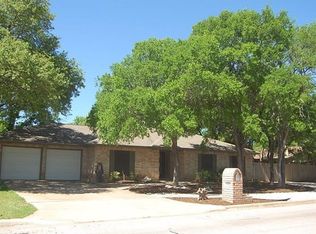 802 Deer Run, Round Rock, TX 78681