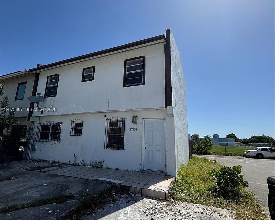 1st image of 19351 NW 45th Ave Unit 0
