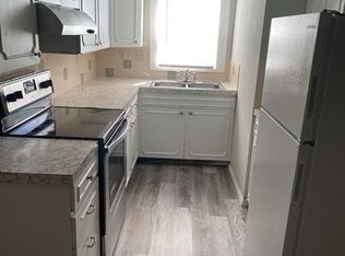 705 Hollycrest Dr #1, Champaign, IL 61821