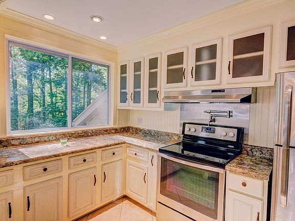 5th image of 14503 Mistwood Forest Ct