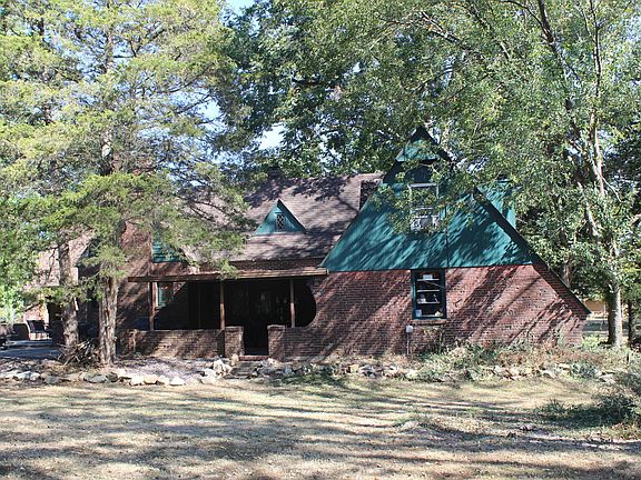 5th image of 1032 Fairfield Rd