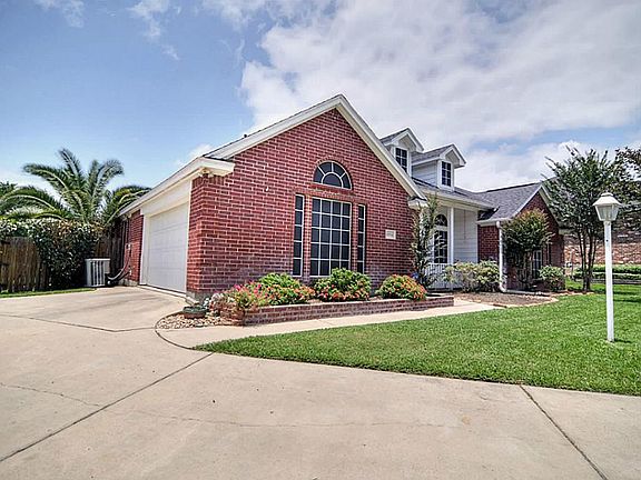 2nd image of 6994 Leisure Ln