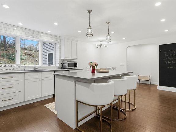 5th image of 30 Allandale St