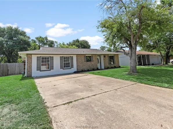 4010 Shawnee Cir, Bryan, TX 77802