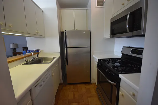 Rented by Luxury Habitat | media 24