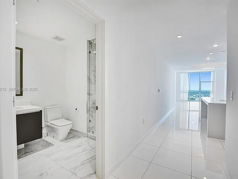 851 NE 1st Ave #4001S — Photo 5