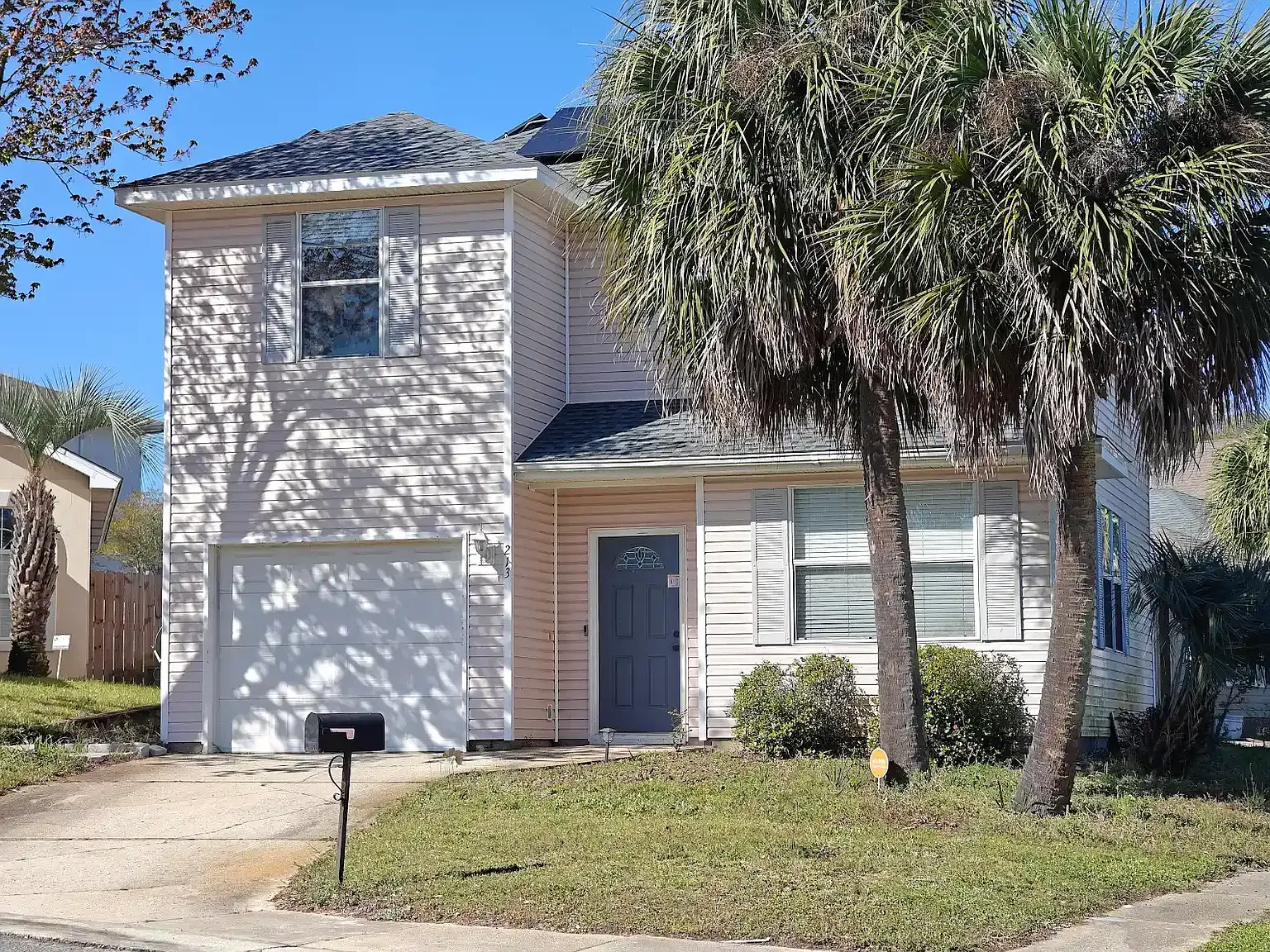 213 Panther Ct — Photo 2