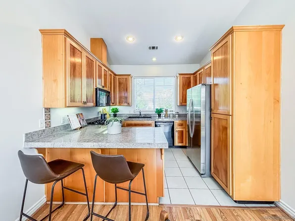 1145 Hornblend St, San Diego, CA 92109