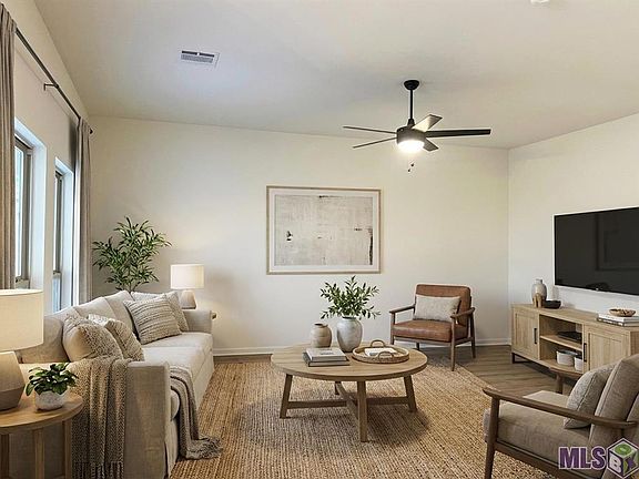 2nd image of 3809 Retreat Dr