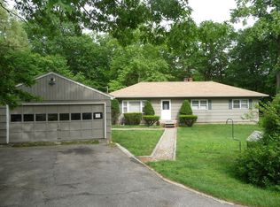 58 Oak Valley Road Ext, Shelton, CT 06484