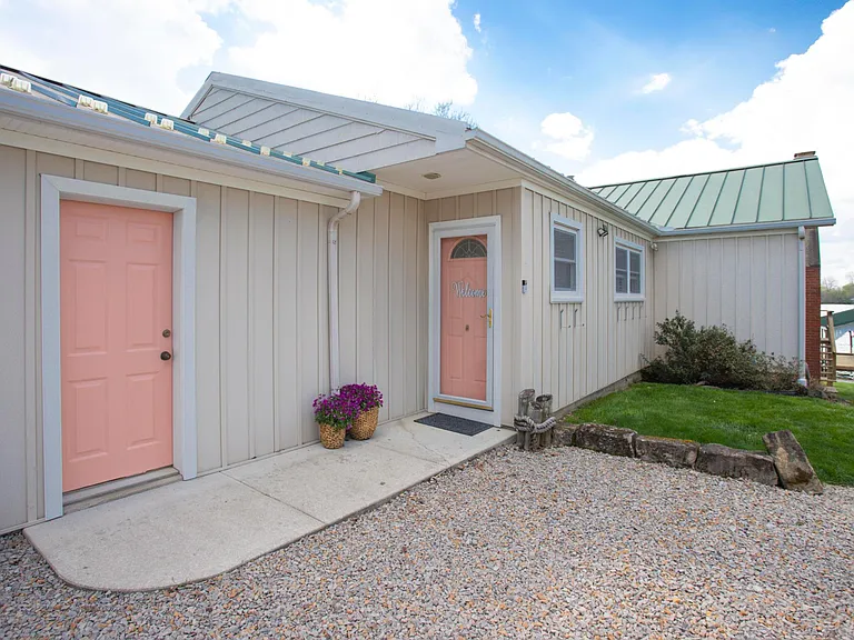 3788 S Bank Rd NE — Photo 9