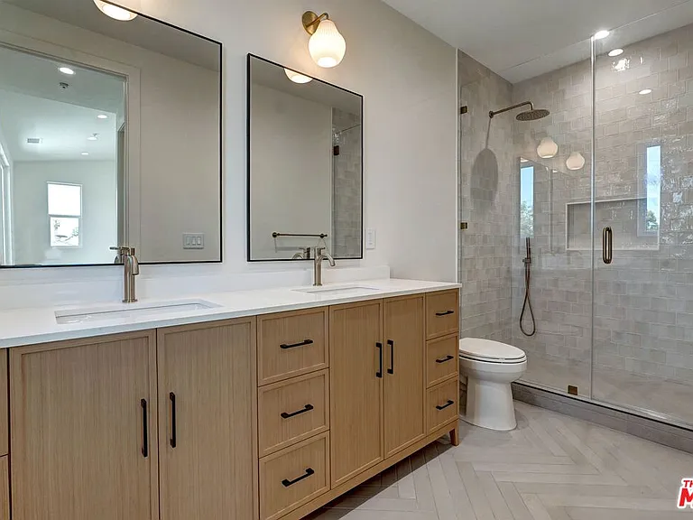 4720 Marshall Dr — Photo 6