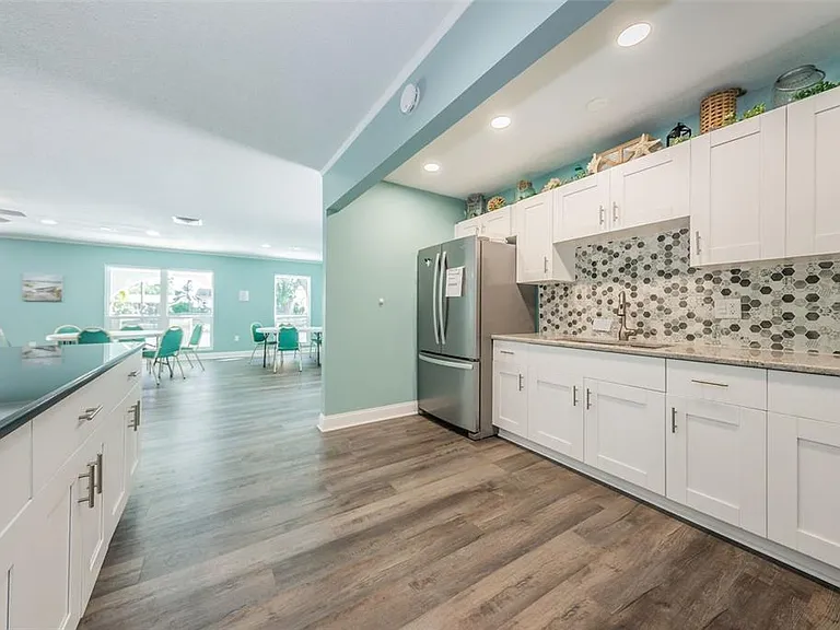 1000 Crane Ct — Photo 59