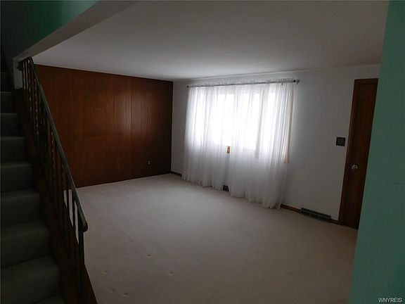 5th image of 114 Temple Dr
