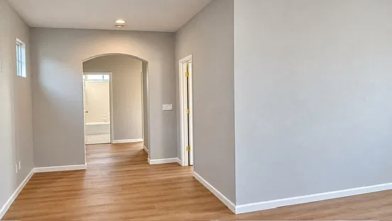 6 bed, 3043 sqft, $5,500 — Photo 3
