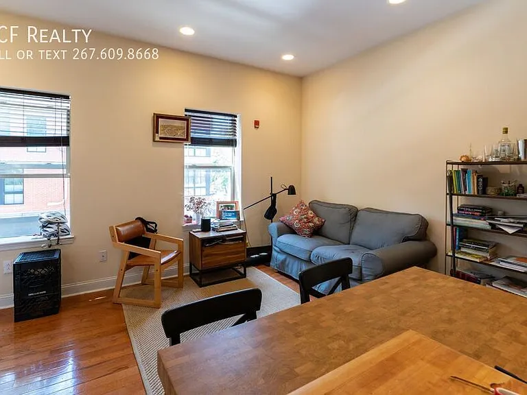 1841 Bainbridge St #1 — Photo 7