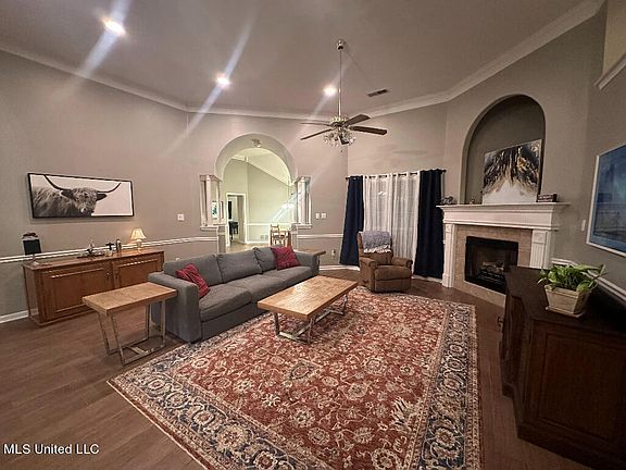 2nd image of 10232 Lazy Creek Dr
