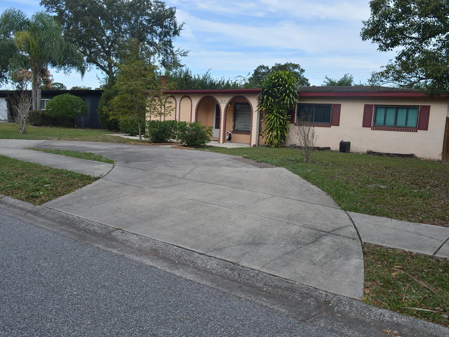 3 bed, 1220 sqft, $2,700 — Photo 4