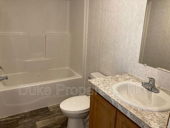 5th image of 26 Chapin St