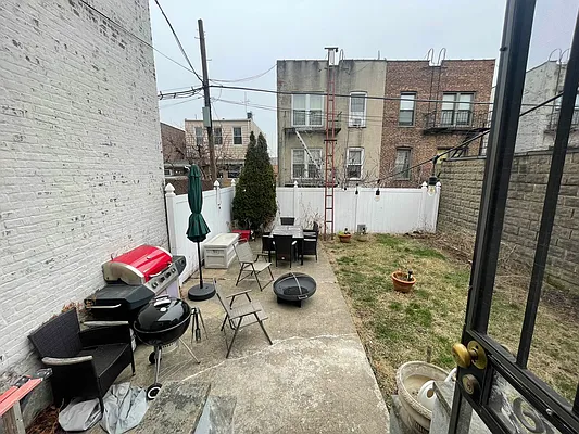 Rented by Blue Brick Real Estate | media 12