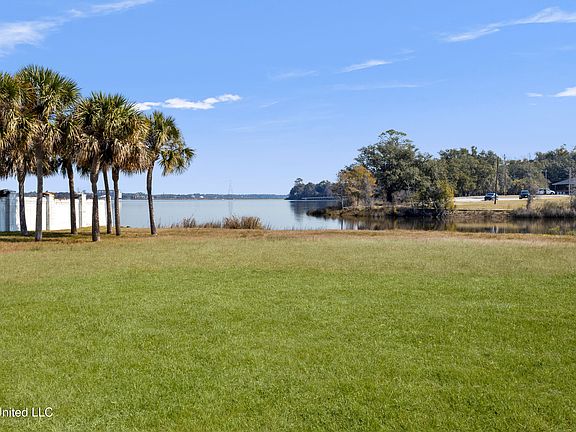 3rd image of Bayou Laporte Dr Lot 31