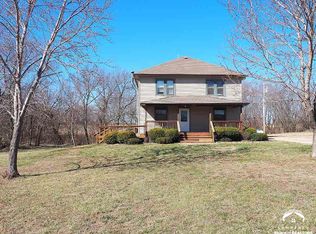 17381 S California Rd, Scranton, KS 66537