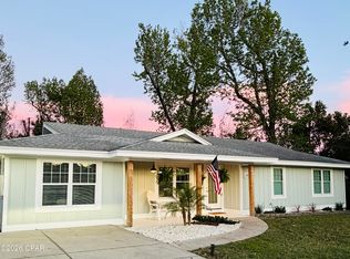 1015 New York Ave, Lynn Haven, FL 32444