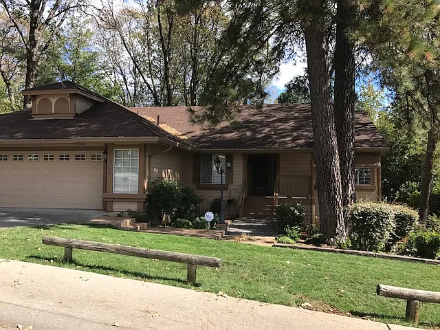 106 Woodcrest Way photo 1