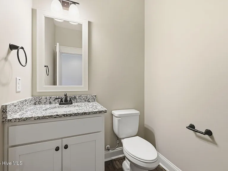 318 Dunston Rd — Photo 13
