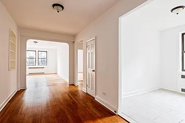 221 East 18th Street