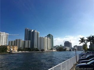 1000 Parkview Dr APT 216, Hallandale Beach, FL 33009
