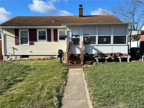 1163 Oakhill Ave, Fairborn, OH 45324