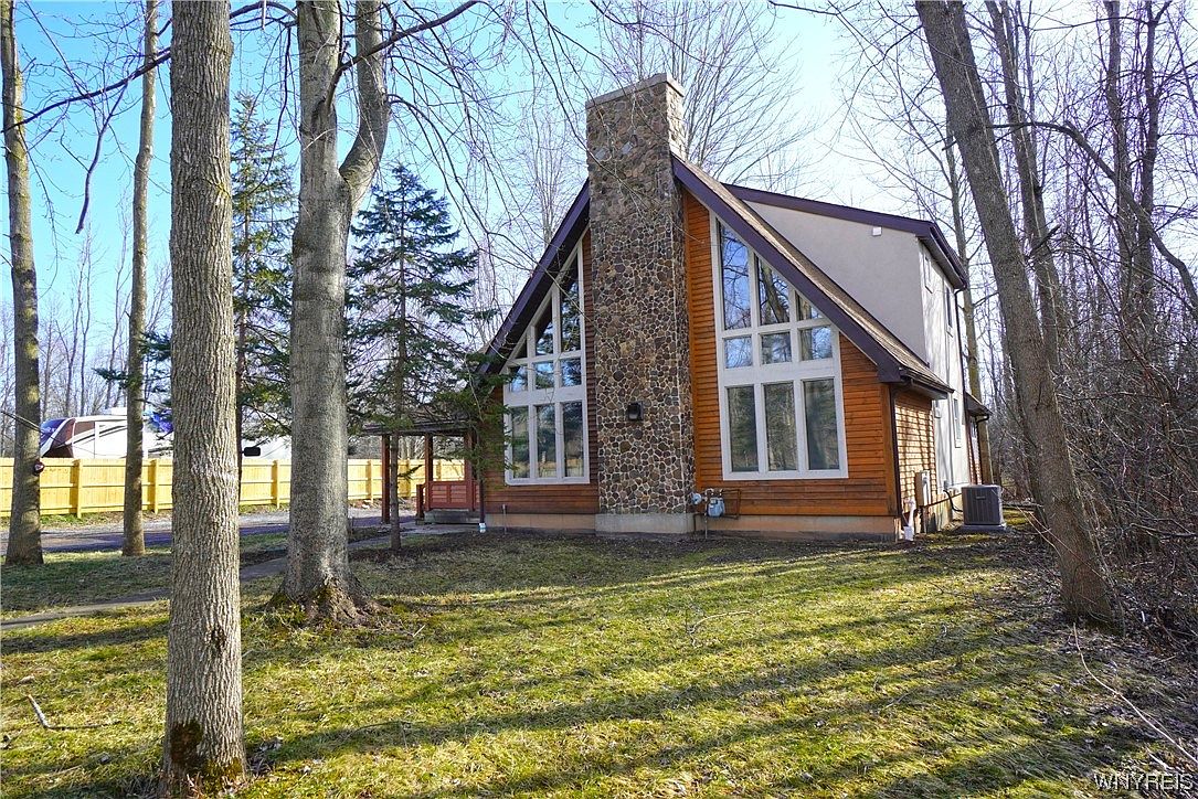 6376 Rounds Rd, Newfane, NY 14108 Zillow