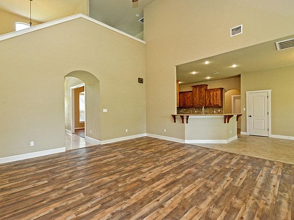 5th image of 172 Driftwood Ct
