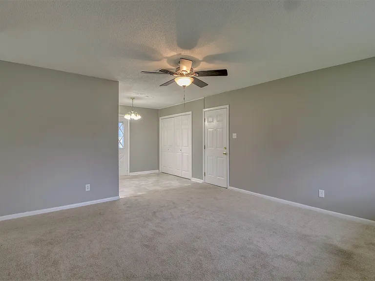 416 Smart St — Photo 5