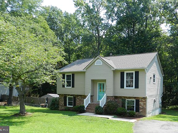 2nd image of 10707 Cobblestone Dr