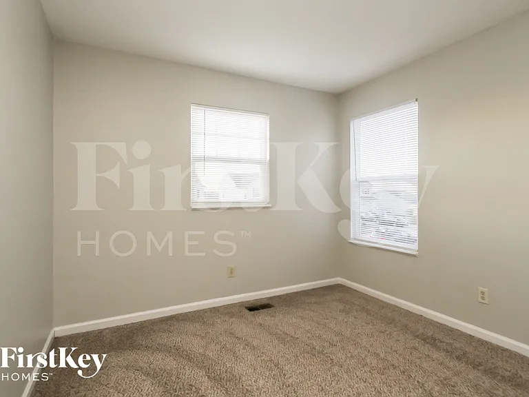 5313 Waterton Lakes Dr — Photo 13